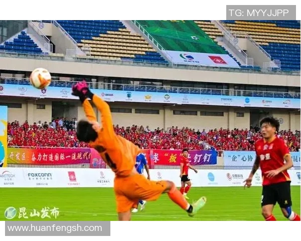 陈丽独家揭秘足球技巧与战术分享助你提升球技的秘诀