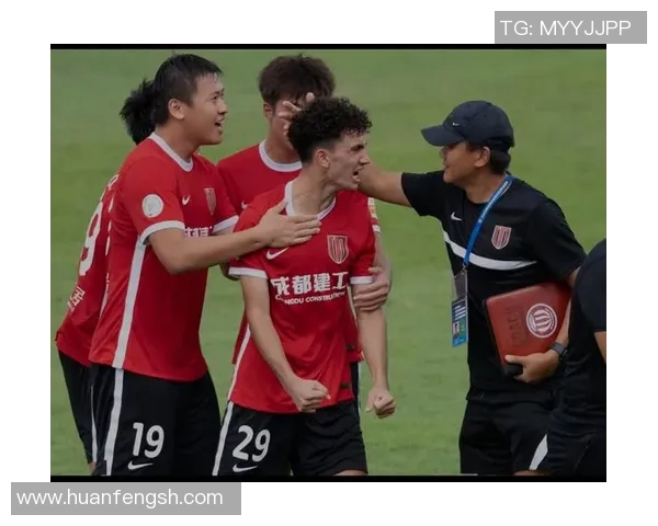 成都排球队灵活性引发热议球迷观点各异分析背后的战术思考 成都排球队灵活性引发热议球迷观点各异分析背后的战术思考