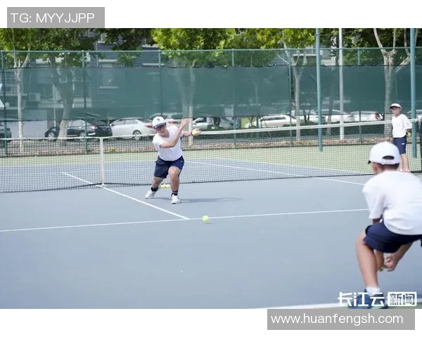 武汉网球队战术揭秘:网球巨献背后的策略与团队协作分析 武汉网球队战术揭秘:网球巨献背后的策略与团队协作分析