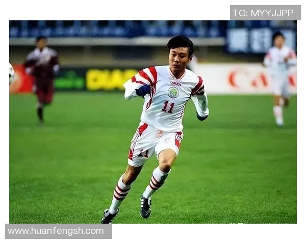 高峰足球运动员的成长历程与中国足球发展的深刻影响 高峰足球运动员的成长历程与中国足球发展的深刻影响